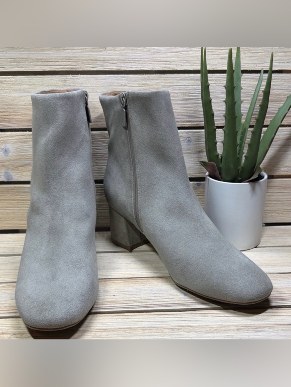 Blondo Waterproof Alida Bootie Size 11